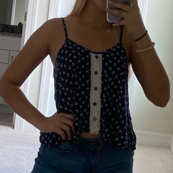 Blue top! - Picture 2 of 3